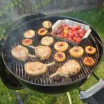 Barbecue au charbon de bois Weber Original Kettle Premium – Noir - Image 9