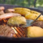 Barbecue au charbon de bois Weber Original Kettle Premium – Noir - Image 8